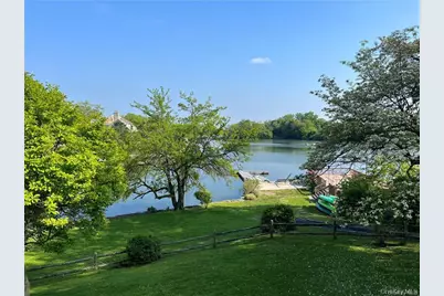 13 Dock Pathway, New Rochelle, NY 10801 - Photo 16