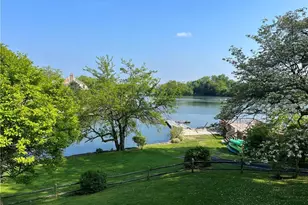 13 Dock Pathway, New Rochelle, NY 10801 - Photo 16