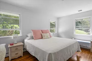 64 Old Depot Rd, Quogue, NY 11959 - Photo 6