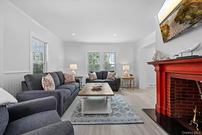 74 Montauk Highway, Quogue, NY 11959 - Photo 2