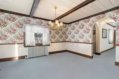 54 Summit Drive, Manhasset, NY 11030 - Photo 8