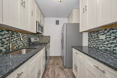 85-10 151st Avenue #5E, Howard Beach, NY 11414 - Photo 10