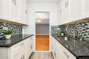 85-10 151st Ave, Howard Beach, NY 11414 - Photo 4
