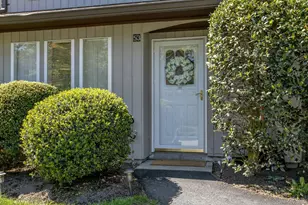 53 Villa Dr, Peekskill, NY 10566 - Photo 2