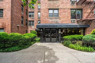 275 Webster Avenue #4i, Brooklyn, NY 11230 - Photo 2