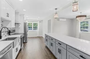 42 Norwood Rd, Northport, NY 11768 - Photo 2