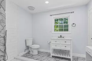 42 Norwood Rd, Northport, NY 11768 - Photo 10