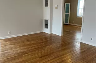 11 Tooker Ave, Oyster Bay, NY 11771 - Photo 4