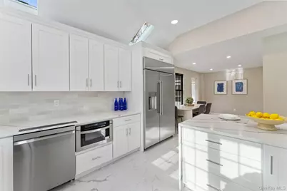 263 Locust Avenue, Cortlandt Manor, NY 10567 - Photo 14