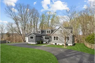 263 Locust Avenue, Cortlandt Manor, NY 10567 - Photo 2