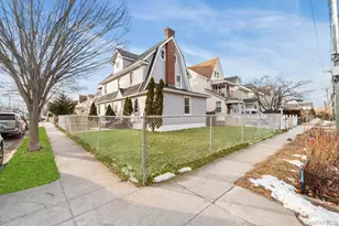 112-44 212th St, Queens Village, NY 11429 - Photo 22