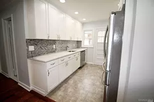 241 Woodbury Rd, Hicksville, NY 11801 - Photo 4