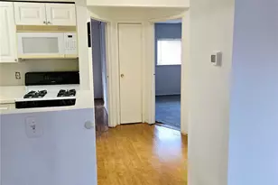 79 Pointe Cir S, Coram, NY 11727 - Photo 4