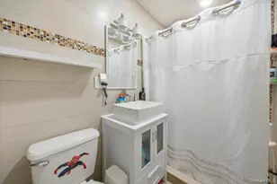 4077 Ely Ave, Bronx, NY 10466 - Photo 4