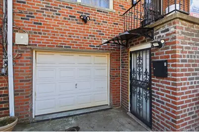4077 Ely Avenue, Bronx, NY 10466 - Photo 2