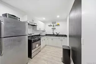 4077 Ely Ave, Bronx, NY 10466 - Photo 20