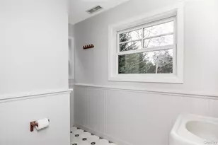 9 Helens Ln, Southampton, NY 11968 - Photo 26