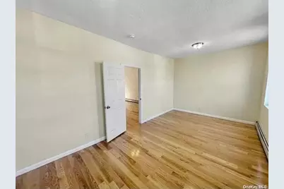 14714 Hillside Avenue, Jamaica, NY 11435 - Photo 4