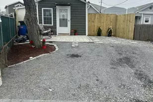 102-23 Russell St, Howard Beach, NY 11414 - Photo 4