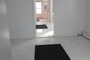 102-23 Russell St, Hamilton Beach, NY 11414 - Photo 14