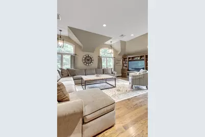 527 Split Rock Road, Syosset, NY 11791 - Photo 22