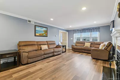 1 Haskel Court, Stony Brook, NY 11790 - Photo 6