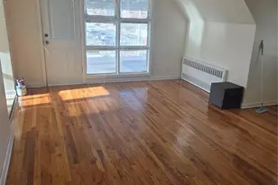 221-20 137th Ave, Springfield Gardens, NY 11413 - Photo 2