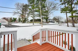 20 Shirley Ave, Fishkill, NY 12524 - Photo 4