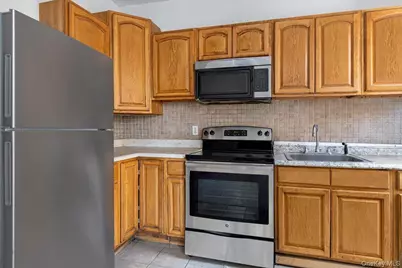 4260 Broadway #604, New York, NY 10033 - Photo 6