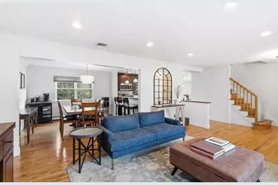 1330 Bea Court, East Meadow, NY 11554 - Photo 4