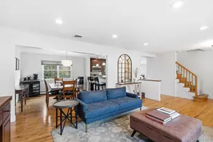 1330 Bea Ct, East Meadow, NY 11554 - Photo 4