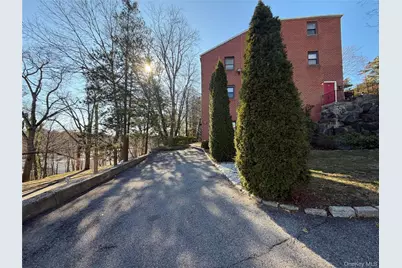 55 Fieldstone Drive #41, Hartsdale, NY 10530 - Photo 2
