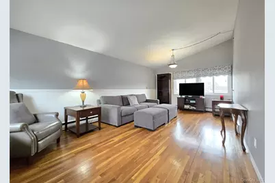 50 Spur Lane, Centereach, NY 11720 - Photo 4