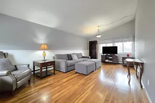 50 Spur Ln, Centereach, NY 11720 - Photo 4