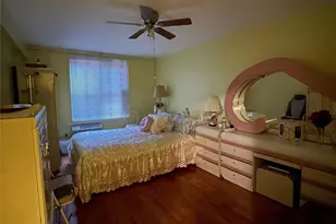 42-42 Colden St, Flushing, NY 11355 - Photo 8