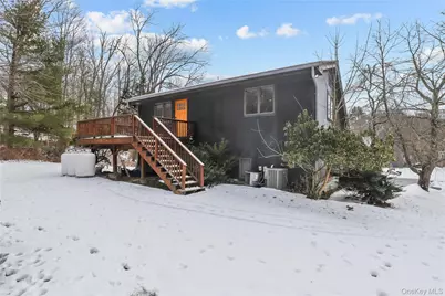 600 Cantitoe Street #Carriage House, Bedford, NY 10506 - Photo 22