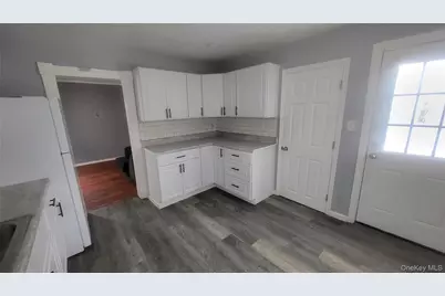 164 Thompson Street, Poughkeepsie, NY 12601 - Photo 4