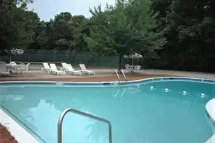 9 Bailey Ct, Middle Island, NY 11953 - Photo 8