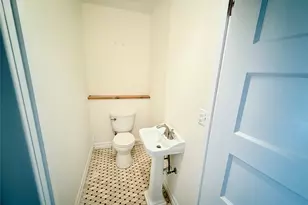 34 Maple Ave, Northport, NY 11768 - Photo 24