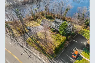 11 Searingtown Road, Searingtown, NY 11507 - Photo 32