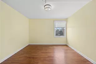 11 Searingtown Rd, Searingtown, NY 11507 - Photo 18