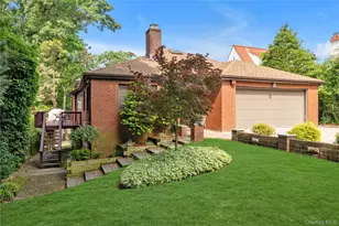 51-10 Douglaston Pkwy, Douglaston, NY 11362 - Photo 2