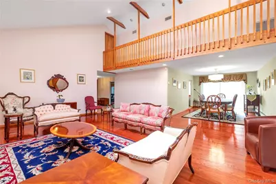 51-10 Douglaston Parkway, Douglaston, NY 11362 - Photo 4