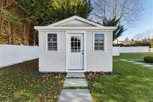 275 Mill Rd, Westhampton Beach, NY 11978 - Photo 22