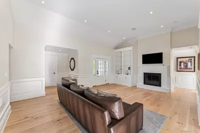 275 Mill Road, Westhampton Beach, NY 11978 - Photo 4