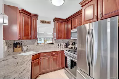 228 Broadway, Massapequa Park, NY 11762 - Photo 12