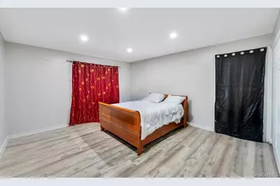 69 E 8th Street, Huntington Station, NY 11746 - Photo 22