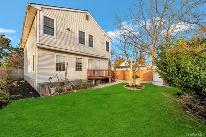 69 E 8th Street, Huntington Station, NY 11746 - Photo 4