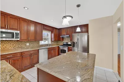 193 Kings Highway, Congers, NY 10920 - Photo 8