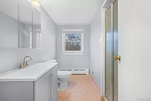 96 East Ave, Freeport, NY 11520 - Photo 22